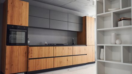Wood veneer cabinets by Tendances Concept Montréal.